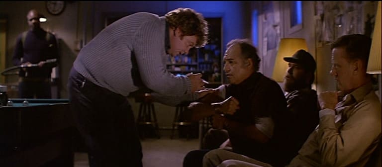 vance sacando sangre
